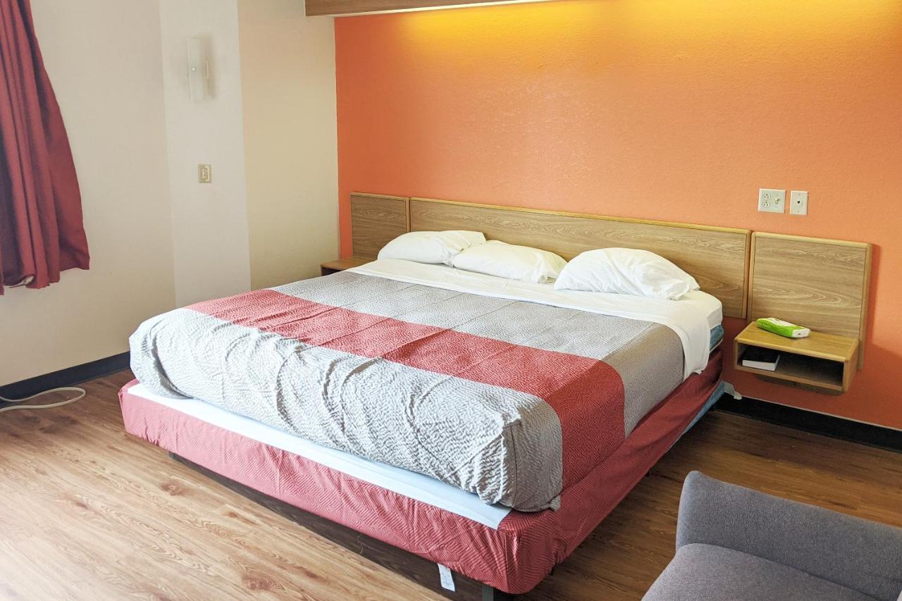 Hotel Markle In I-69 Dış mekan fotoğraf