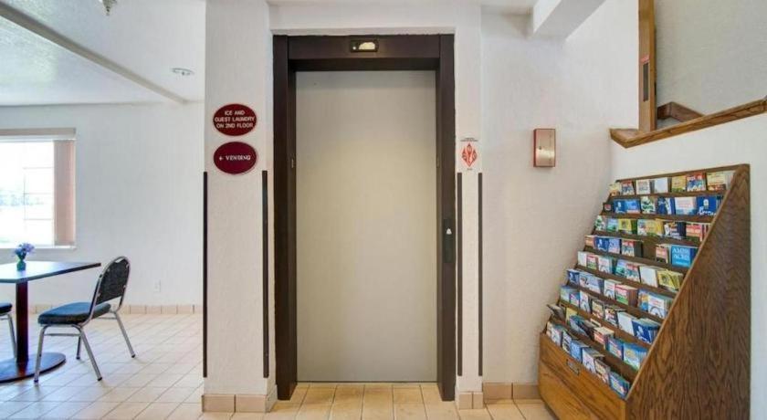 Hotel Markle In I-69 Dış mekan fotoğraf